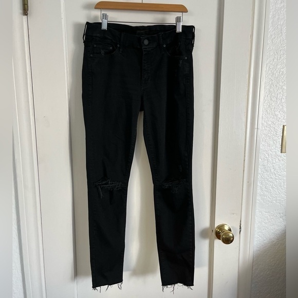 MOTHER Jeans The Looker Ankle Fray Style Guilty as Sin Wash Black Waist Size 28 - Picture 13 of 13